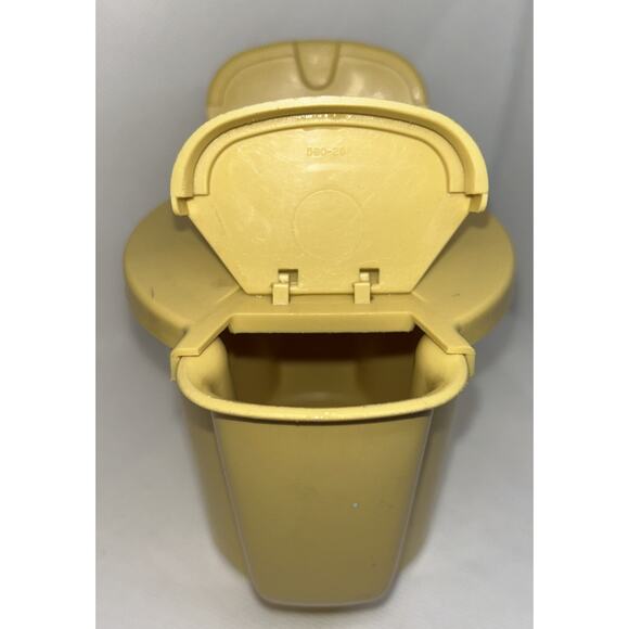 Tupperware Vintage Sugar Dispenser, 577-2, Orlando Florida, USA - Picture 5 of 10